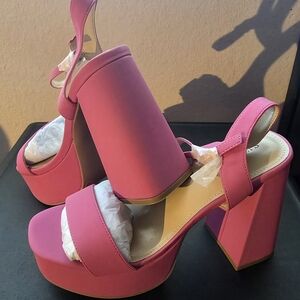 NIB Pink Platform Block Heels Strappy Sandals